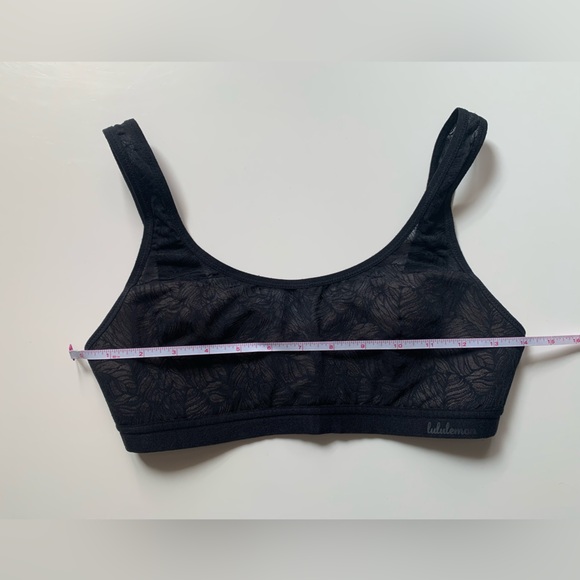 Lululemon Shadow Mesh Bra *Leaf - Picture 8 of 11